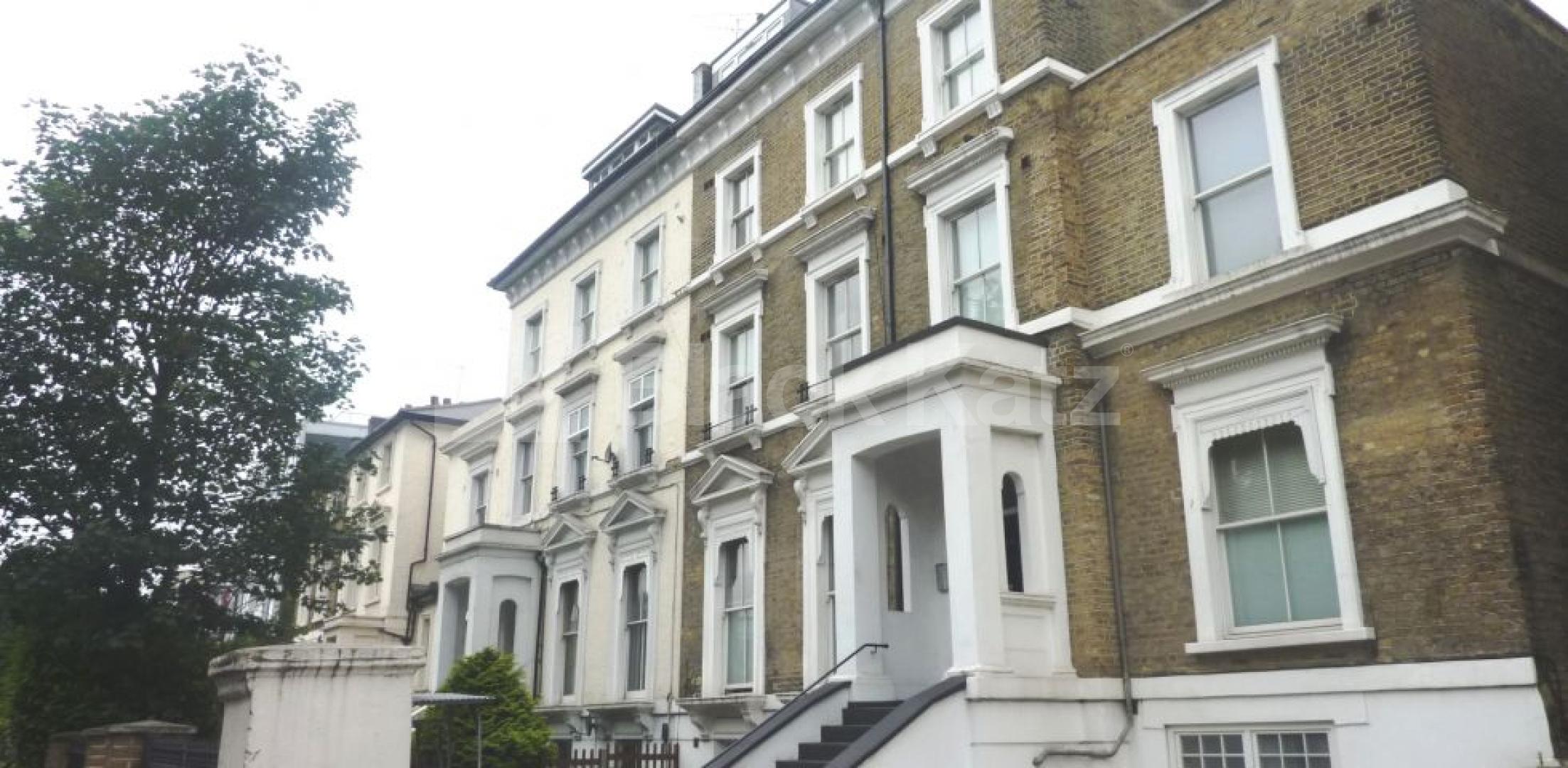 			NEW INSTRUCTION!, 1 Bedroom, 1 bath, 1 reception Flat			 Camden Road, CAMDEN